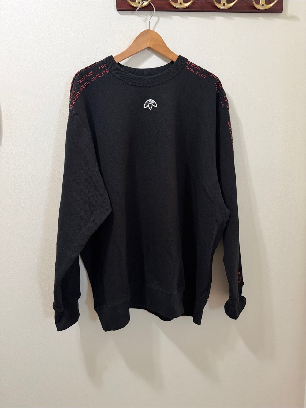 adidas Men’s Black Crewneck Sweater with Red Shoulder Text Size XL